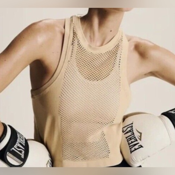 FREE PEOPLE MOVEMENT MESH IN SESSION TANK - Picture 1 of 6